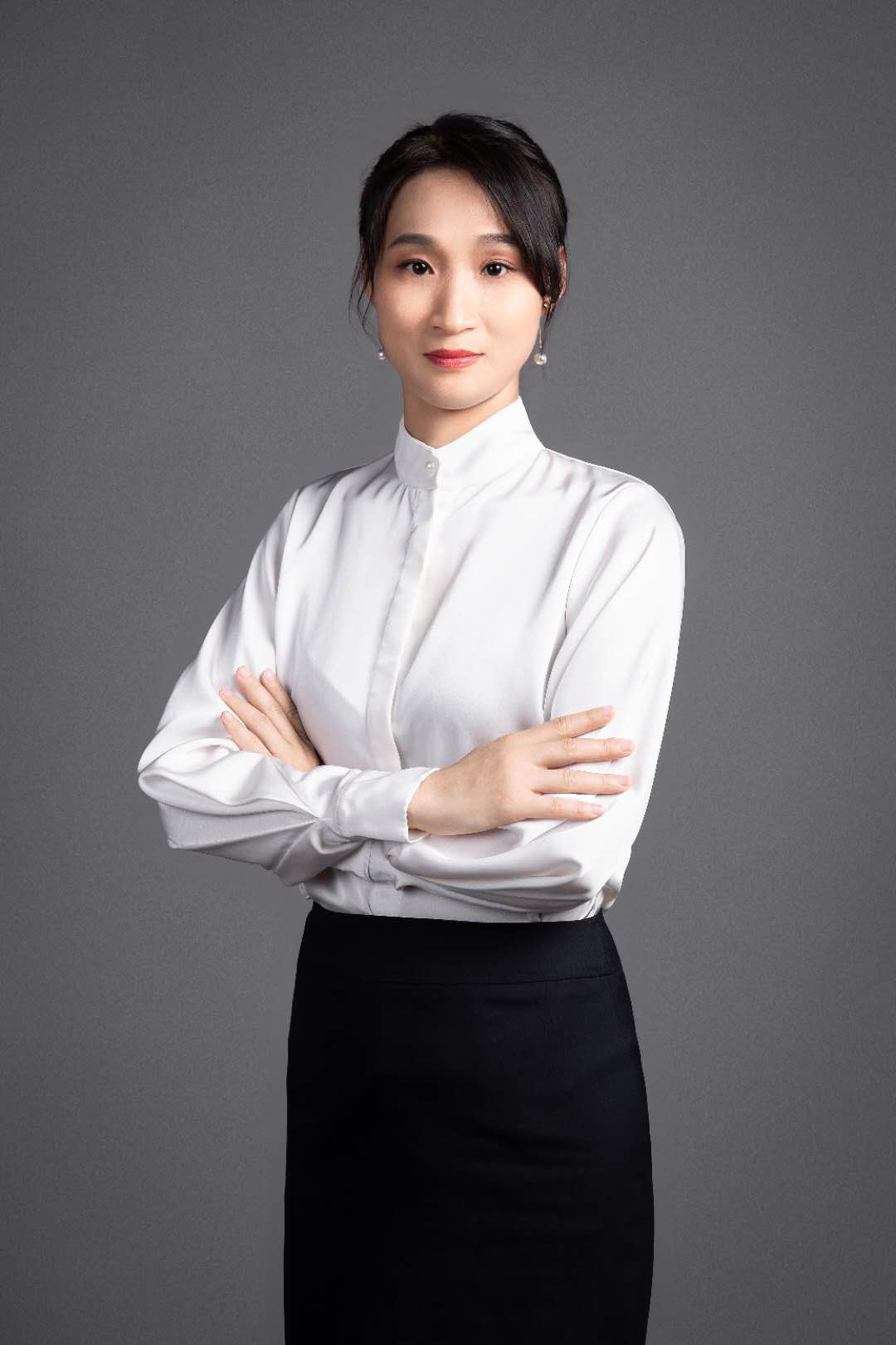 劉曉偉 June
